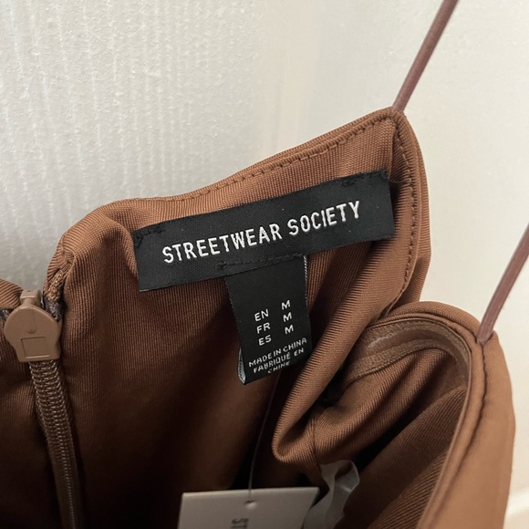 Urban Planet Ruched Bungee Strap Mini Dress (Brown) - Picture 4 of 5